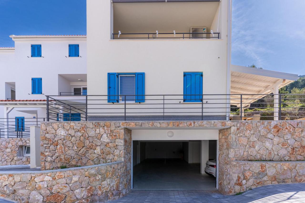 Blue Sorbeto Apartment Cres Exterior photo